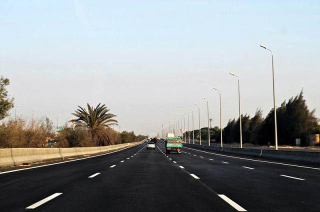 السرعات المقررة على الطرق السريعة