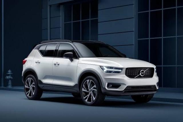 فولفو XC40 