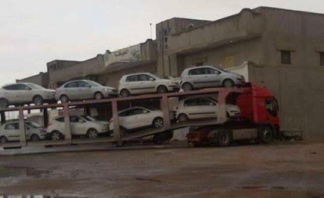 سيارات محملة 