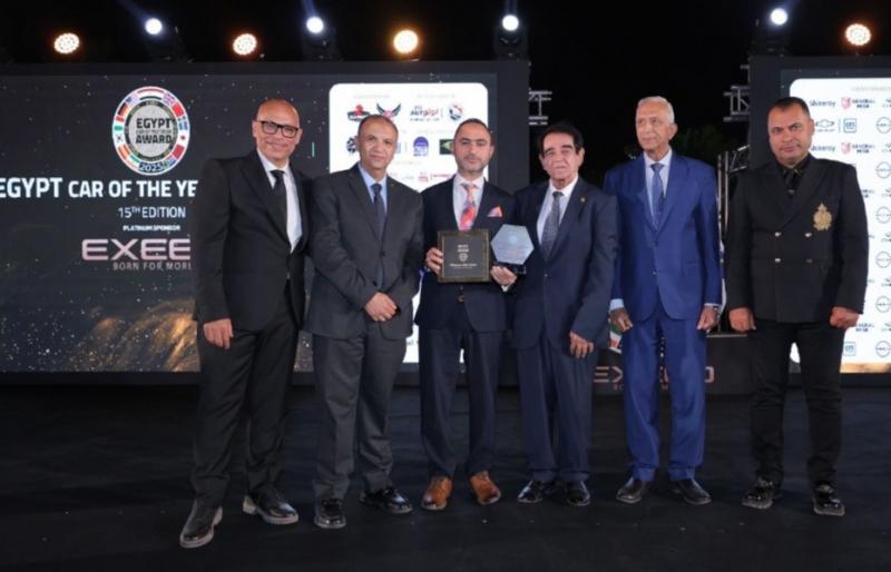 تكريم العضو المنتدب لشركة ”نيسان مصر” فى احتفالية Egypt Car of the Year Award 2025