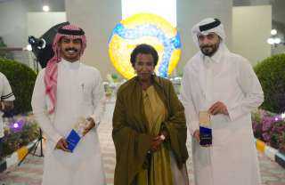 ”سلوى الصباح” يكرم وفود ”غرب آسيا لطائرة” السيدات ”سلوى الصباح” يكرم وفود ”غرب آسيا لطائرة” السيدات