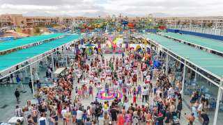 جنسيات العالم تحتفل بعيد ميلاد نيفرلاند الثالث كأكبر مدينة ألعاب ترفيهية في الشرق الأوسط