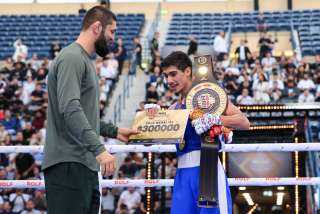 روسيا تتصدر قائمة الميداليات في ختام بطولة العالم للملاكمة بدبي