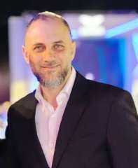 مدير عام العلامة التجارية والاتصالات وتجربة العملاء لنيسان أفريقيا..  المهندس رامى محارب: نمتلك الريادة فى مسيرة التحول نحو التنقل الكهربائى فى أفريقيا