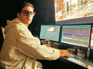 منها ”اتنين غيرنا”.. نشاط فني متواصل للمونتير عمرو عاكف