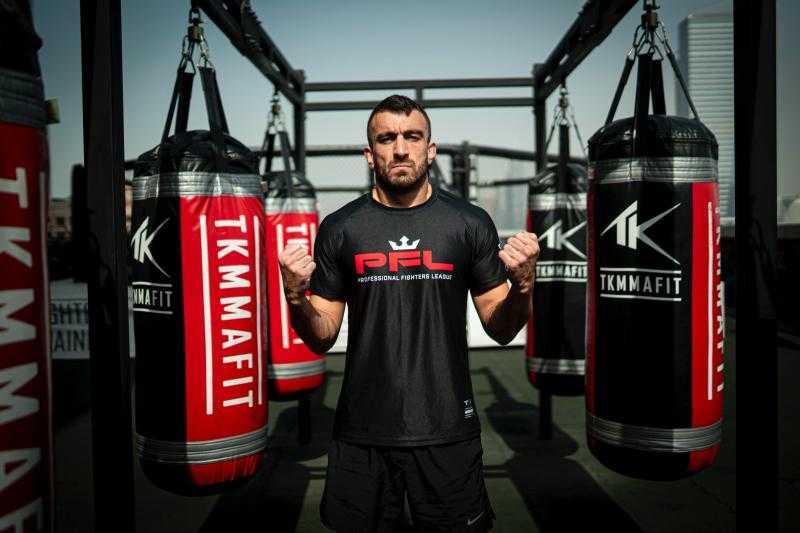 الإماراتي محمد يحيى يستعد لظهوره الأول مع رابطة المقاتلين المحترفين PFL MENA في الخبر