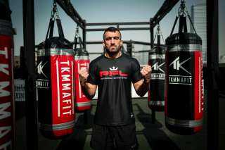 الإماراتي محمد يحيى يستعد لظهوره الأول مع رابطة المقاتلين المحترفين PFL MENA في الخبر