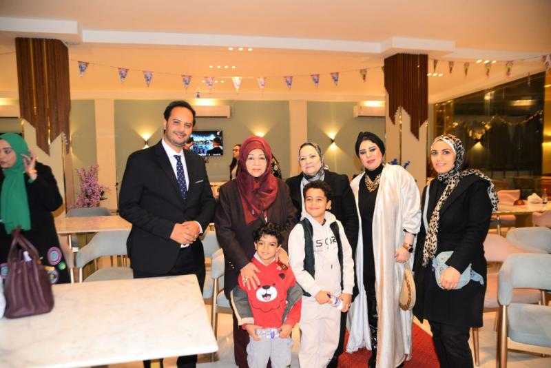 المنتجة الكبيرة رنا ابوسيدو تزين حفل إفطار الفنانة عفاف شعيب