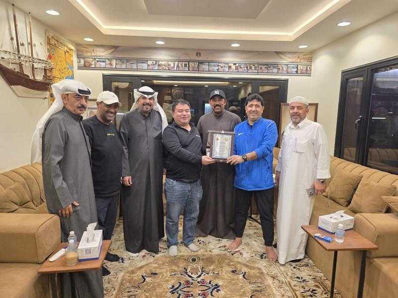 ديوان أبناء المرحوم عبدالرحمن الكندري يقيم مآدبة إفطار رمضانية على شرف ”الصيني”