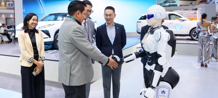 ”شيرى” تتألق بتقديم روبوتات AiMOGA Robotics بمعرض ”أوتو تشاينا” 2026
