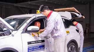 ”شيري” تكشف عن مستقبل التنقل العائلى الذكى وتضع معايير جديدة للسلامة العالمية بمعرض بكين 2026