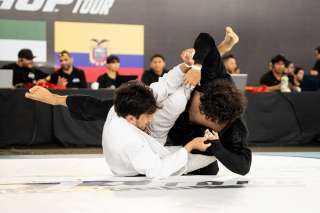 رابطة أبوظبي تواصل نشر الجوجيتسو عالمياً عبر محطة الإكوادور الناجحة