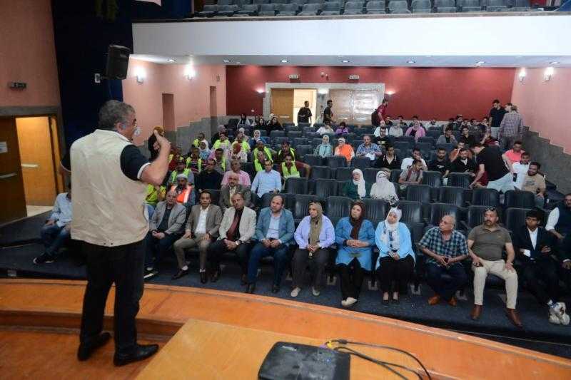 هندسة المطرية بجامعة حلوان تُحاكي سيناريو الإخلاء في الحرائق لتعزيز جاهزية الطوارئ