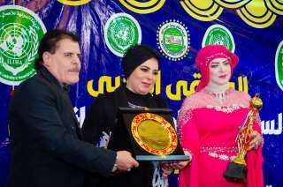 الملتقي العربي لسفراء الريادة الإنسانية يكرم المنتجة السينمائية الفلسطينية الكبيرة رنا ابوسيدو الملتقي العربي لسفراء الريادة الإنسانية يكرم المنتجة السينمائية الفلسطينية الكبيرة رنا ابوسيدو