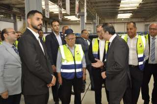 على هامش زيارة نائب رئيس الوزراء لشركة النصر لصناعة السيارات.. ”SN Automotive” تكثف استعداداتها لإطلاق أول سيارة كهربائية مجمعة محليا بالكامل