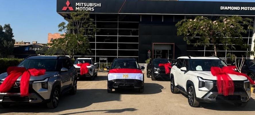 ”دايموند موتورز” تحتفل بتسليم أول دفعة من سيارات ميتسوبيشى ”ديستينيتور” للعملاء فى السوق المصرية