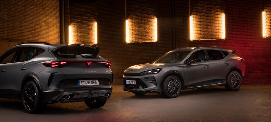 ”كيان إيجيبت” تنقل تجربة السباقات العالمية إلى مصر عبر طرح باقة تعديلات ”CUSTOM CUPRA by ABT” لطرازى ”فورمنتور” و”ليون”