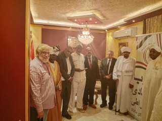 الحزب الاتحادي الديمقراطى يستضيف كوكبة من السياسيين والمفكرين السودانيين لبحث اخر تطورات الاوضاع في الخرطوم